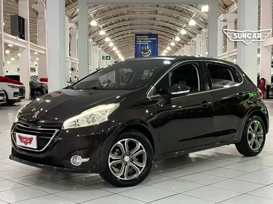 PEUGEOT 208 1.6 GRIFFE 16V FLEX 4P AUTOMÁTICO PEUGEOT 208 1.6 GRIFFE 16V FLEX 4P AUTOMÁTICO